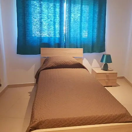 House With Access To Pool Apartamento Marsaskala